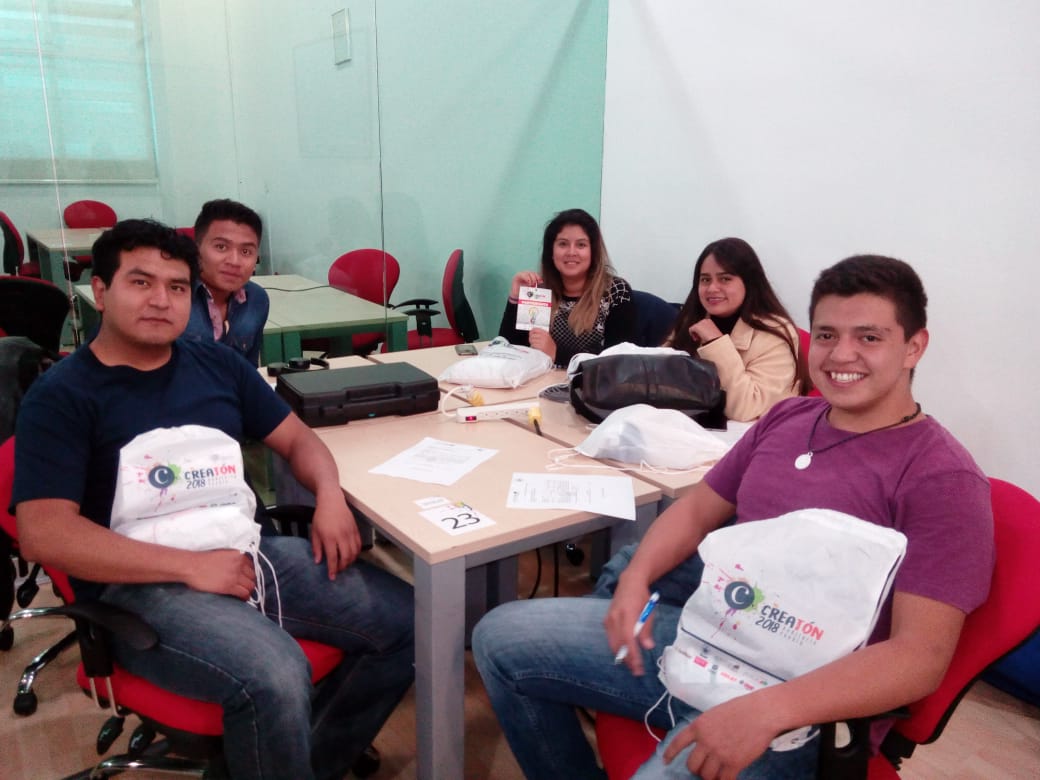 OficialUTP's tweet photo. Alumnos de la @OficialUTP explotarán sus talentos en Infografía, Micrositio, Cortometraje, creación de aplicaciones y estrategias en redes sociales, durante 30 hrs. #creaton2018 #SoyUTP #OrgulloUTP @SEP_Puebla @AlvizarNacho https://t.co/BcqBgtr1Fp