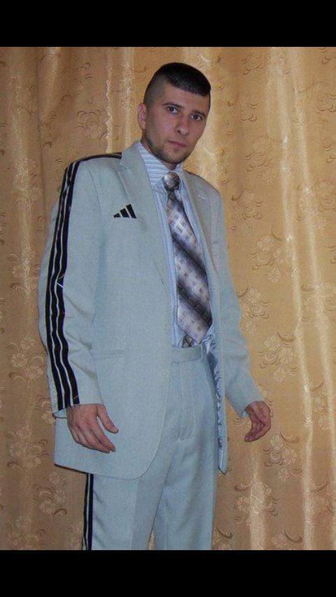 Pablo Lescano On Twitter Todavia No Rescate Traje Para El Casamiento De Alfred Estoy En Bolivia Literal