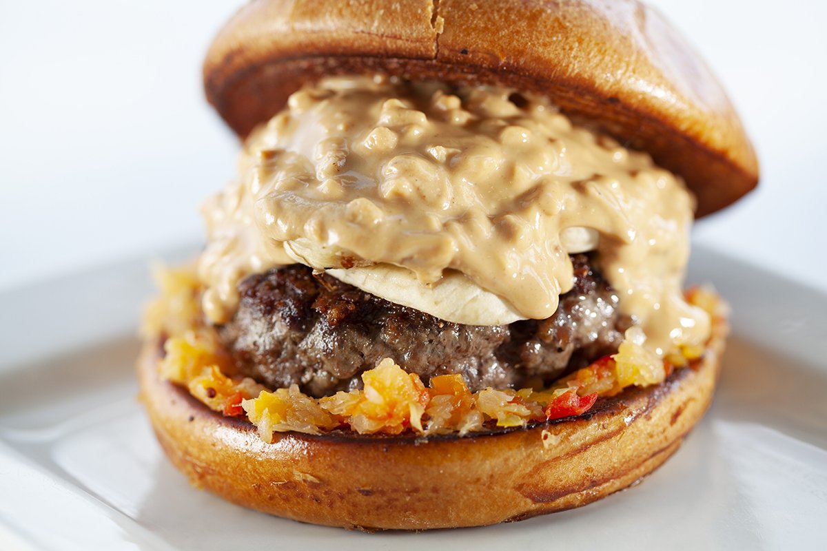 It’s been awhile since we've featured a burger as our Thursday special in The CUBE at #SMNaperville, so say hello to the Return of the King. Swing by and enjoy this burger with crunchy peanut butter, bananas, and habanero relish paired with a select craft beer for $13.