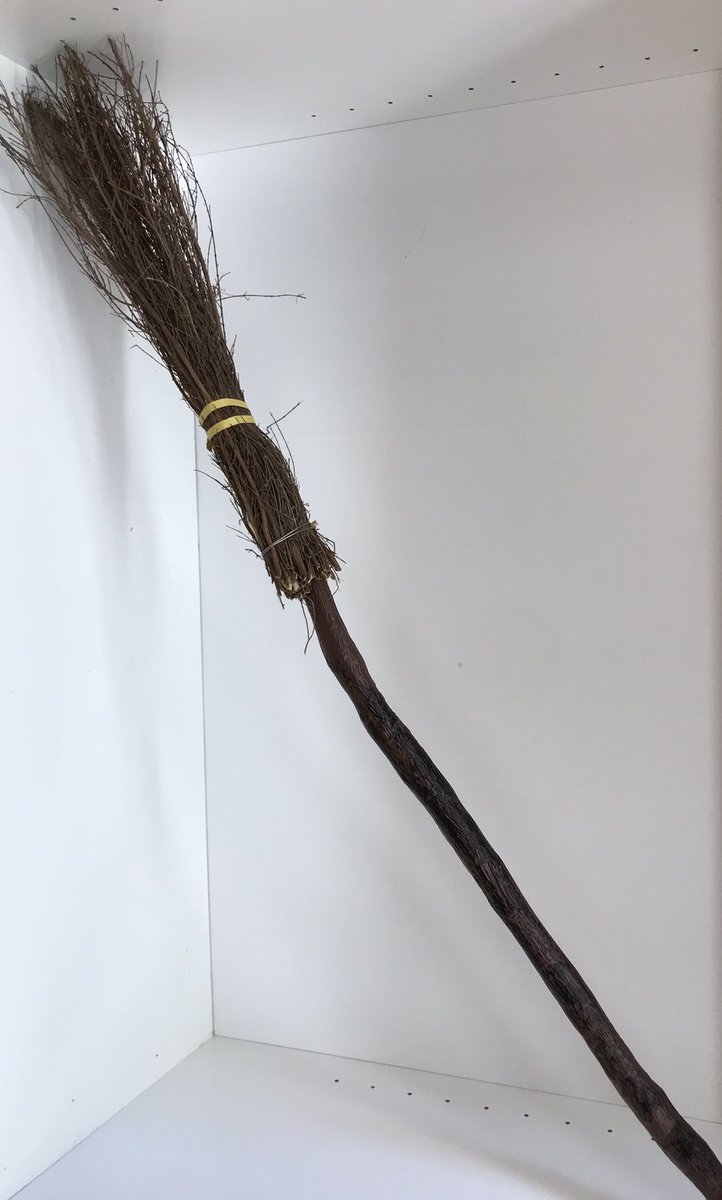 3 for 2 on all Halloween fun! 🧙‍♀️ 👻

Witches hats, broomsticks, devil’s horns, face paints &amp; fake blood, loot bags, pumpkin carving tools and tea lights.

Pop in and get ready for trick or treating!

#Halloween #trickortreat
#GBHSCowbridge #myhighstreet
#Cowbridge #shoplocal