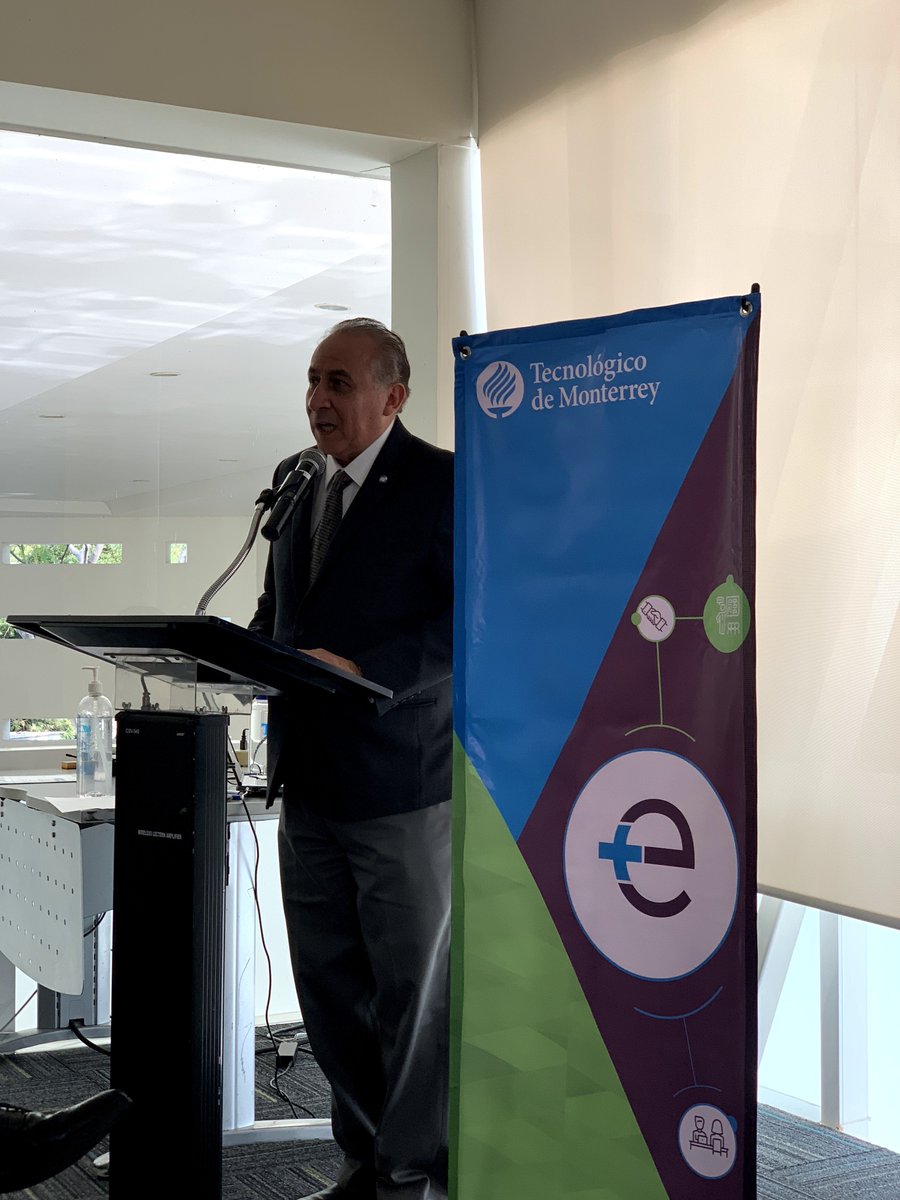 Red_ENLACEE's tweet photo. El pasado 9 de octubre se llevó a cabo ENLACE+ Day en el Tec de Monterrey Campus Cuernavaca, evento en el que se presentaron las empresas de la Región Sur ellas son: @karbookmx #Gurrumina, @GRAEFFMexico @AchtliBotanas @Diproansa. Les compartimos lo que se vivió en el evento. https://t.co/gZOQHIpg4l