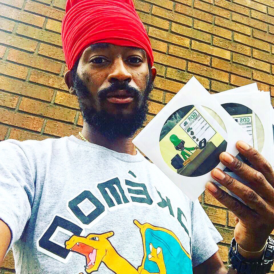rasrap1's tweet photo. I want to rule my #destiny @bujuofficial my #weedmix 2x #rasrapmusic #rasrap #up #chef #gottrees #pokemon #lilrasrap #weed #stoner #cbd #oil #gas #chess #dontplay😎🎤💨💨💨🌊🌊🌊 #musicislife 🤩 https://t.co/dSvIZMz6sJ