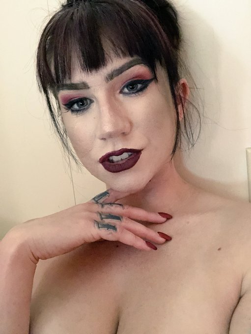 Hello!!!!! https://t.co/6aEpcNUdCk