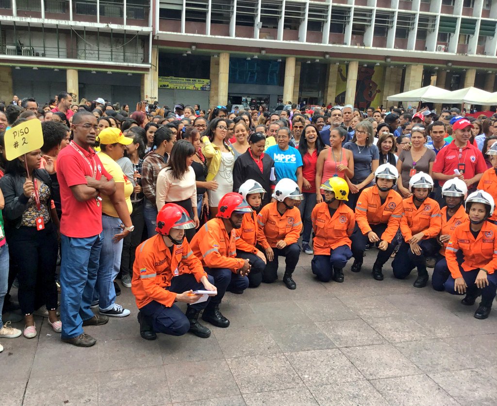 Protección Civil tweet media