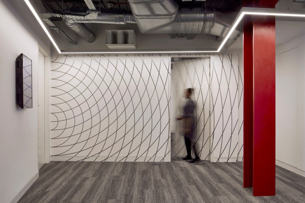 CREMicrosoft's tweet image. The base build and façade is a beautiful terracotta color that you’ll find incorporated as tiles onto the tea point floors and walls. This creates a synergy between the buildings exterior and interior. #CREMicrosoft #Gensler #MicrosoftAccelerator @gensler_design