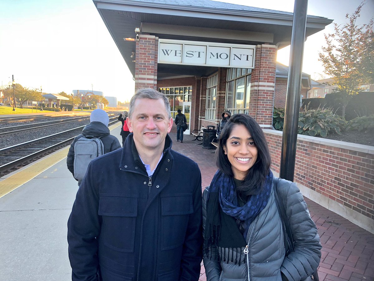 I've never seen Roskam at the train station, just sayin. Proud to volunteer and vote for @SeanCasten on Nov 6th to #Flipthe6th! Let's bring some accountability into politics.