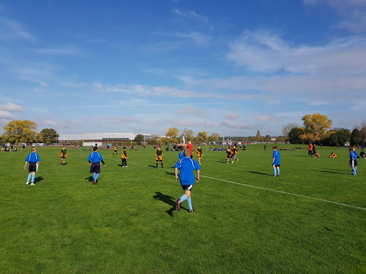 HenryCortPE's tweet photo. Year 7 Rugby Tournament: Great day playing running rugby at the @HampshireRFU county tournament @SouthamptonRFC today! Huge development throughout the day with plenty of wins, a couple losses and a draw. The singing on the bus back summed up their day ๐๐๐ฅ๐ช#rugby #playtospace https://t.co/R5qZa3v4HC