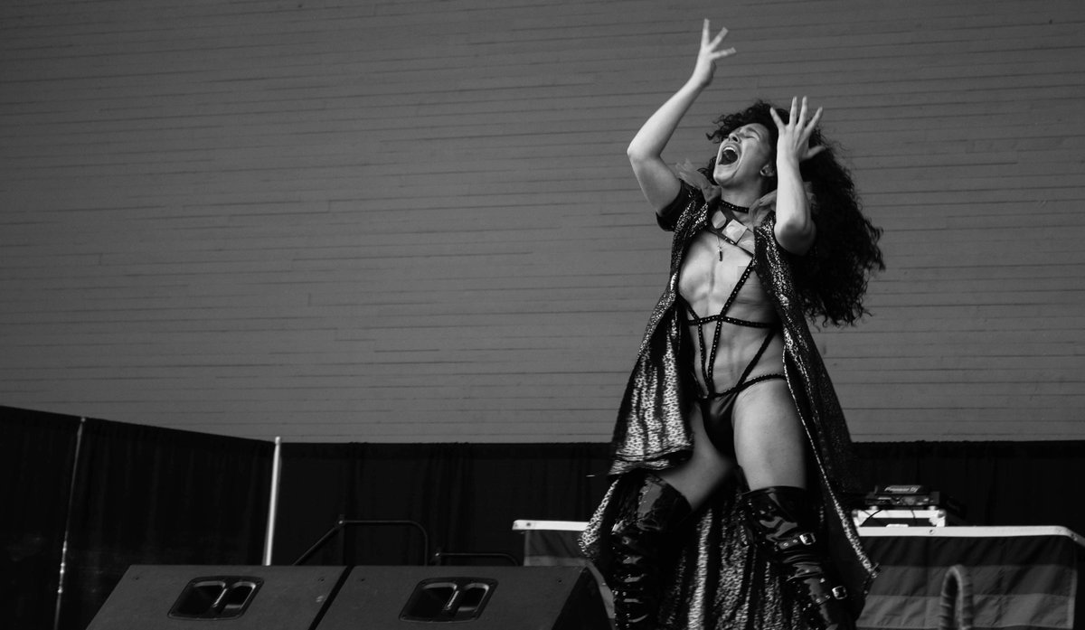 The Tempest On Twitter 2 Emma Portner Canadian Professional Dancer And Choreographer From Ottawa You Can Find Her On Instagram Emmaportner She S Also Married To Ellenpage Showyourspirit Https T Co Pggnk7u6y9