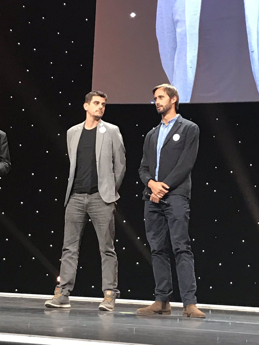 EY France tweet media