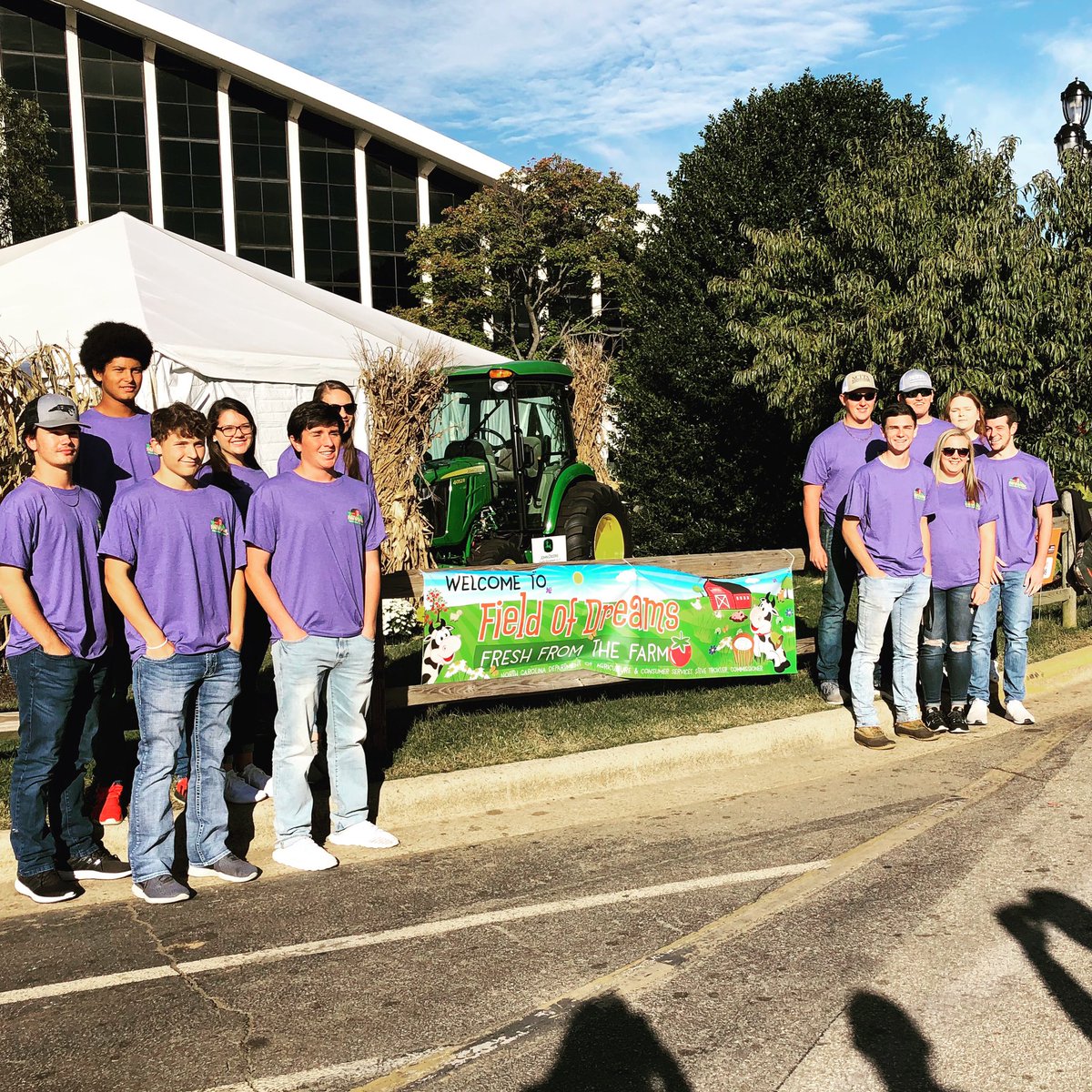 NoJoFFA's tweet photo. A great day for the NC State Fair... thank you Commissioner Troxler and Superintendent Mark Johnson for taking time to meet us! #gottobenc @NCFFA @NJHS_Panthers @JCPS_NC https://t.co/NcuuRJExLC