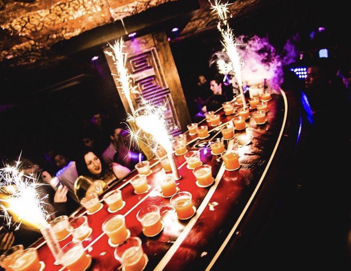 🎉🏄‍♀️Surf’s up Tiki lovers! 🏄🏼‍♂️🎉 

Ride our fabulous surfboard of shots all the way to our Polynesian shores for a Thursday night out that you won’t forget 🍹