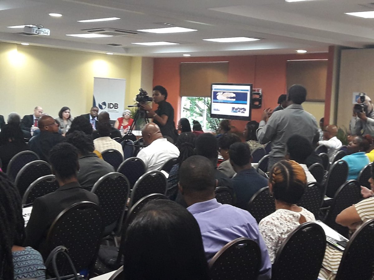 UNDPJamaica's tweet photo. Happening NOW at UWI Regional HQ: UNDP, @Caribank Inter-American Development Bank Procurement Fair. Consultants pose questions to the panel, following the opening plenary presentations #ProcurementFair #BusinessOpportunities https://t.co/Bo7DAAB20R