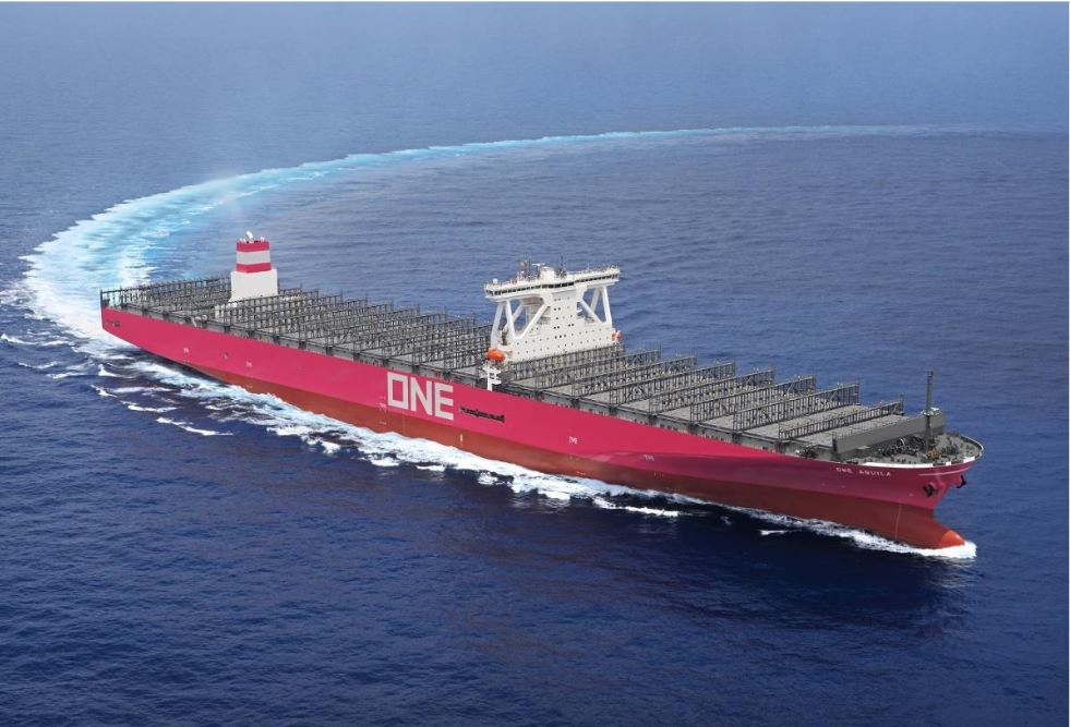 Heads up #Seattle: A brand new container ship is making its maiden voyage to Terminal 18 tomorrow! The 14,000-TEU vessel was delivered to <a href="/OceanNetworkExp/">OceanNetworkExpress</a> last month, and we can’t wait to see the ship make a colorful entrance into Elliott Bay! 🎉 #MagentaNotPink