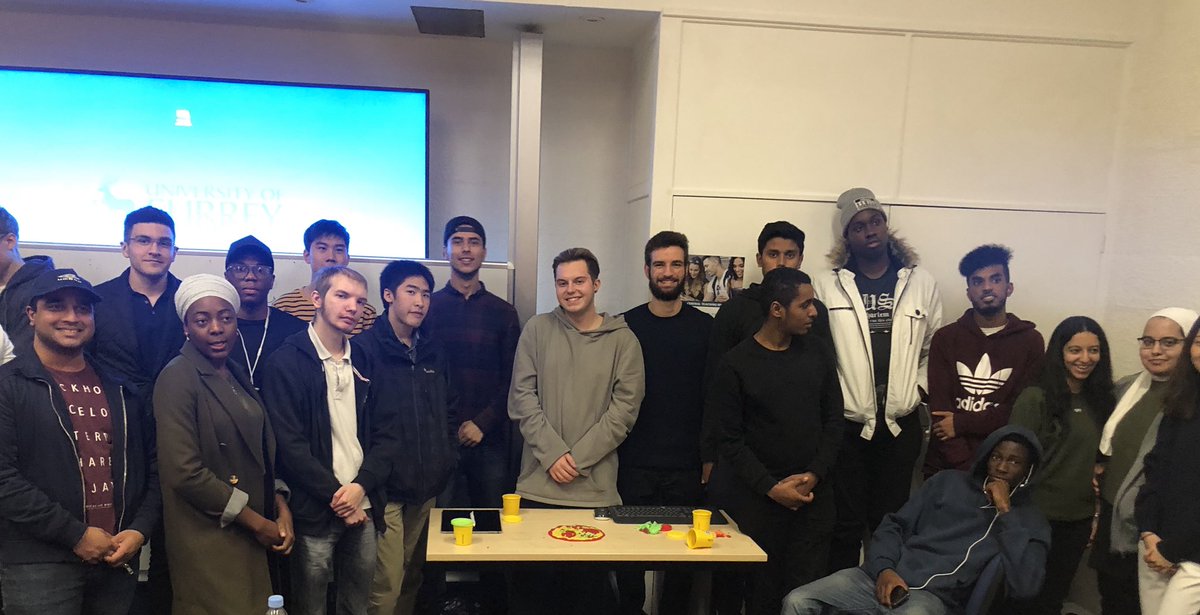 Our year 1 @SurreyCPE #chemeng students are having fun during our #BiologicalEngineering lecture today while constructing #3D #cell #structures! It is so inspiring to see their great #motivation and #teamworking ! Go #SurreyFreshers18 #foreversurrey @UniOfSurrey @SurreyStudent