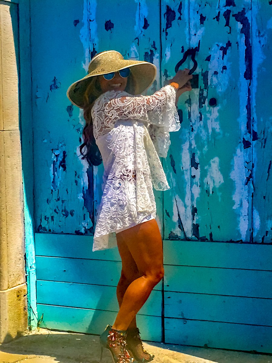 CelibertiFS's tweet image. #CFS #Fashion #WardrobeAdvice #Styling #fashion #outfit #vacation #style #wardrobeadvice #stylist #fashiondesigner #travelguide #travel #fashionstylist