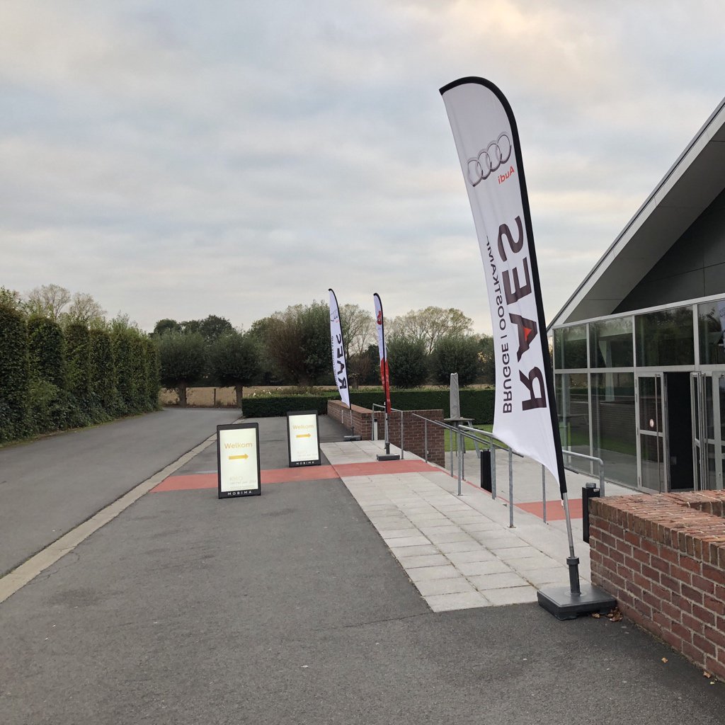 Tonight, we are partner of  <a href="/UNIZOwvl/">UNIZO West-Vlaanderen</a> #KMOvanhetjaar #mobiledigitalsignage