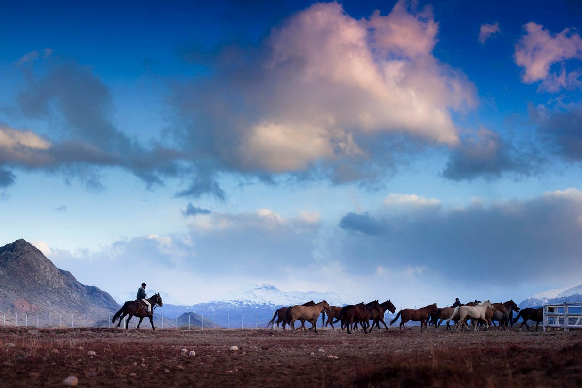 Not long left to enter our #Patagonia giveaway! If you want to be in with a chance of winning simply like and share this post and follow the link below. 
hubs.ly/H0f9Nsr0
#travel #competition #ThursdayThoughts