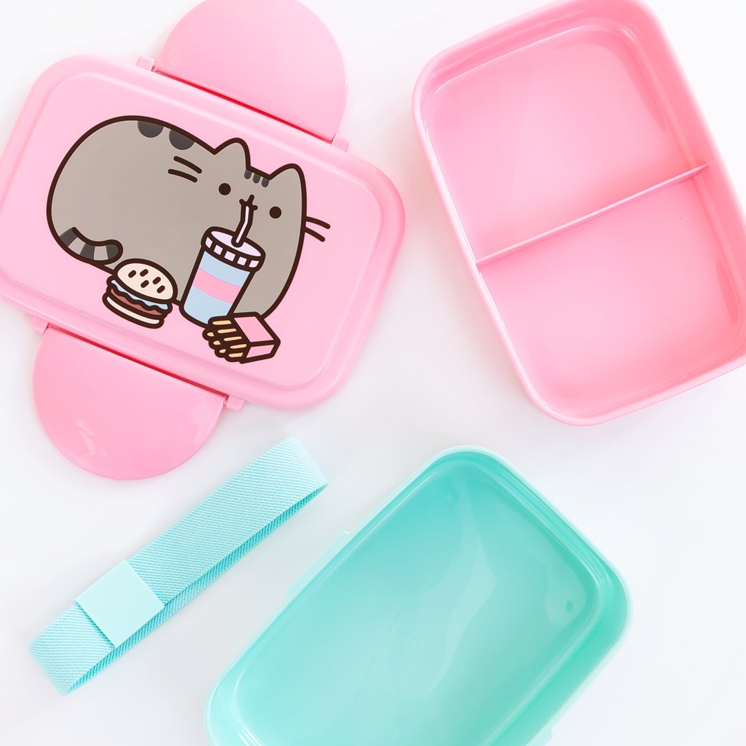 Pusheen the cat on Twitter "This doublelayered lunch box features a
