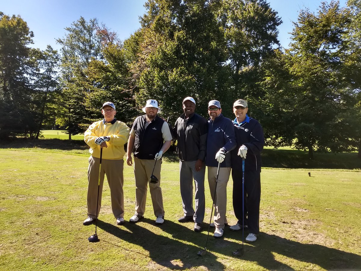 ShelieBrooks's tweet photo. 8th time is a charm! Our annual @NetAppGov FSI tournament could not be on a more beautiful day! #DataDriven &amp; #GolfDriven -  @WThomasStanley @rsteintap @cjginder @Jim_Cosby https://t.co/wcz7p2x1va
