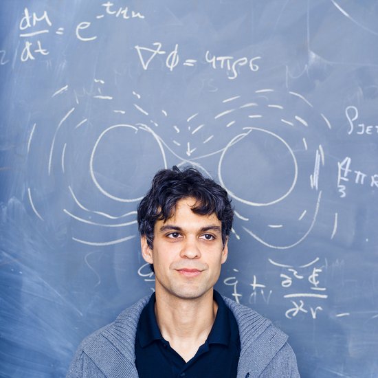 ucsc's tweet image. Celebrating the end of #HispanicHeritageMonth, @NSF has recognized Hispanic scientists and engineers at the forefront of U.S. research, including Enrico Ramirez-Ruiz, professor and chair of astronomy and astrophysics at UC Santa Cruz. bit.ly/2Oz1VO2 #thinkucsc