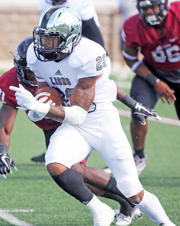 JuCoFootballACE's tweet image. Deon McIntosh @deon_the_truth @ East Mississippi JuCo @EMCCathletics + @NDFootball Bounceback leads @NJCAAFootball n rushing TDs (13) @jucoweekly