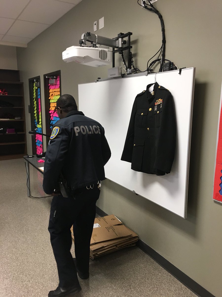 D. M. Elzy (@dm_elzy) on Twitter photo Community policing with AVID students <a href="/LawsonMS_HISD/">Audrey H. Lawson MS</a>! #CareerExploration #CareerReadiness #LevelUp Community policing with AVID students <a href="/LawsonMS_HISD/">Audrey H. Lawson MS</a>! #CareerExploration #CareerReadiness #LevelUp