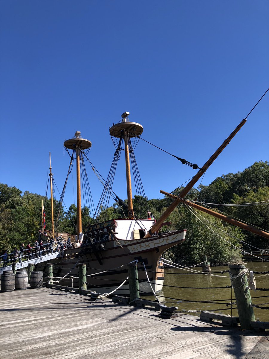 MsNewbold_CIS's tweet image. We had an amazing time learning about The Jamestown Settlement @APSsocstudies @CIS_APS