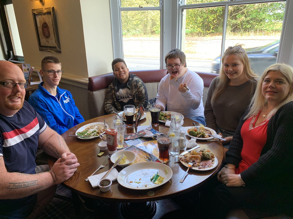 Here is Sam enjoying meeting up with some of his friends for lunch at his request 🍴 and enjoying chatting about his up and coming holiday to minehead to WWE live 

Another example of Person Centred Support 

#personcentredsupport  #newcreativefuturesltd   #makingfriends