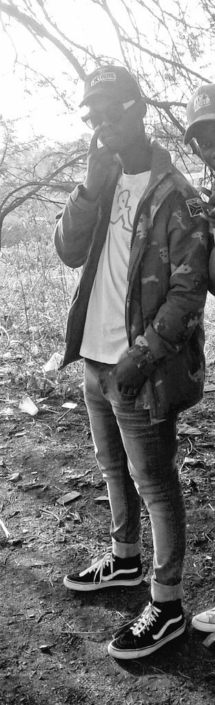 BluebatEm's tweet image. kappa.