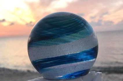 When a loved one dies, it’s important to find a way to remember and honor their memory.  One option that helps many people cope is art; explore the many different ways you can memorialize your loved ones: bit.ly/2yIho3I