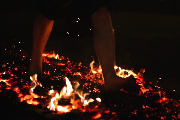 jessiemaytrust's tweet image. Walk on FIRE this Bonfire Night! 🔥 We've teamed up with @AvonValleyPark to host a #charity firewalk in support of #JessieMay this Fireworks Night! 🎆 Find out more on @swindonadver &amp;amp; sign up! bit.ly/2OXMnnx #firewalking #fundraising #charityfirewalk