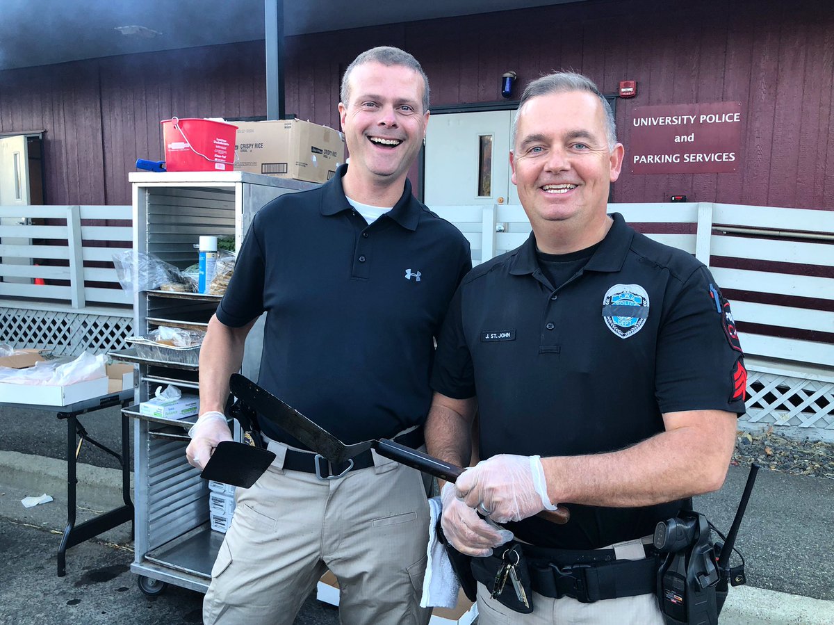 “We are thankful for our awesome students.” Shout out to our fantastic CWU Police for being the first to join our ‘thankfulness’ campaign! 
#throwbackthursday #CWUPolice #thankfulness