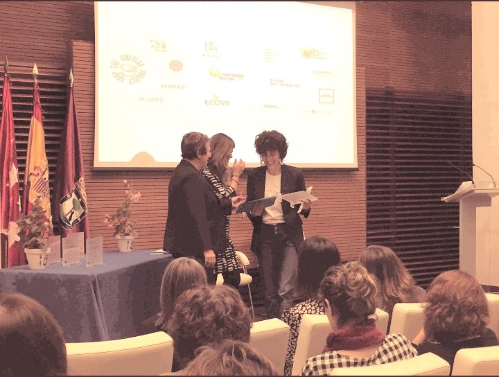 I Reconocimientos Buenas Prácticas <a href="/FundacionCepaim/">CONVIVE Fundación Cepaim</a>  <a href="/MADRID/">Ayuntamiento Madrid</a>  Categoría Cadena de Valor <a href="/CircularProject/">The Circular Project</a>  Recoge el premio <a href="/EleganteCon/">Elegante Conciencia</a>  Dentro vídeo 👉  ow.ly/ZWik30mt4CC