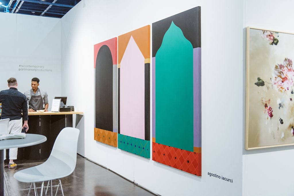 inezsuen's tweet photo. #tbt to VIP preview opening party at TX Contemporary Art Fair
Photo by Jhane Hoang.
#TXContemporary in collab w/ @celayabrothers Gallery w/ Inez Suen & Rodrigo Valles presented Agostino Iacurci, Camila Rodrigo Graña, Juan Carlos Coppel, Rene Garza, #MathewZefeldt and #JoshReames. https://t.co/AKWJ4r3Phb