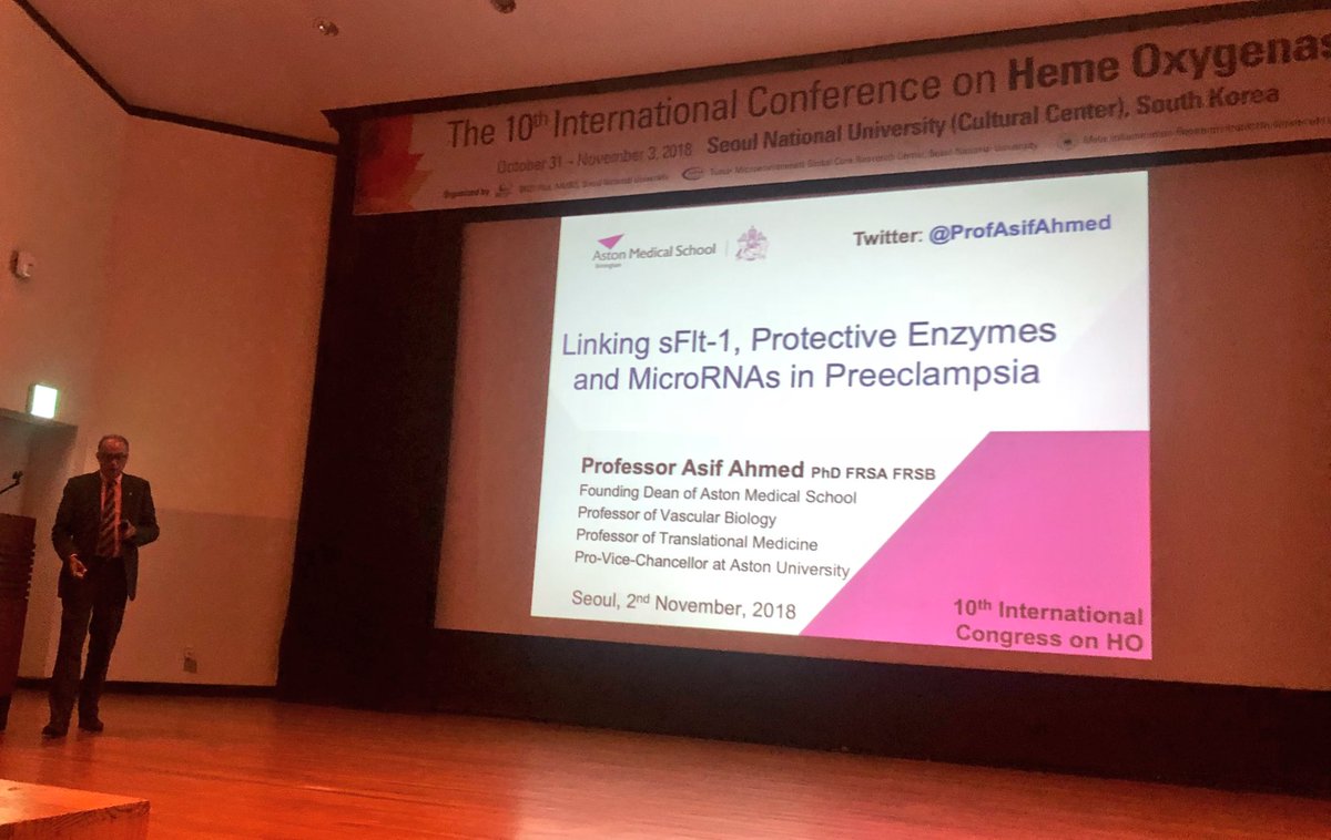 rezai_hm's tweet photo. Very #inspirational talk by @ProfAsifAhmed at the #HO2018, #Seoul.
“If you can combine generosity with tenacity and curiosity, you will win.”
#AstonMedicalSchool #AMS #ECR https://t.co/9ColuwACbl