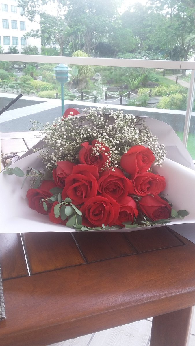 ciknin89's tweet photo. Kau bagi bunga berserta ayat "awak dh sedia bergelar sorg isteri, sudi tak awak jd isteri sy?"
Yes, yes ofcoz yes
Sebulan berlalu bunga dh layu dan kering
Begitu jugalah dengan ayat2 awak tu

Weyy korg lelaki nak apa sebenarnya weyy https://t.co/KVMKpIh8Q7