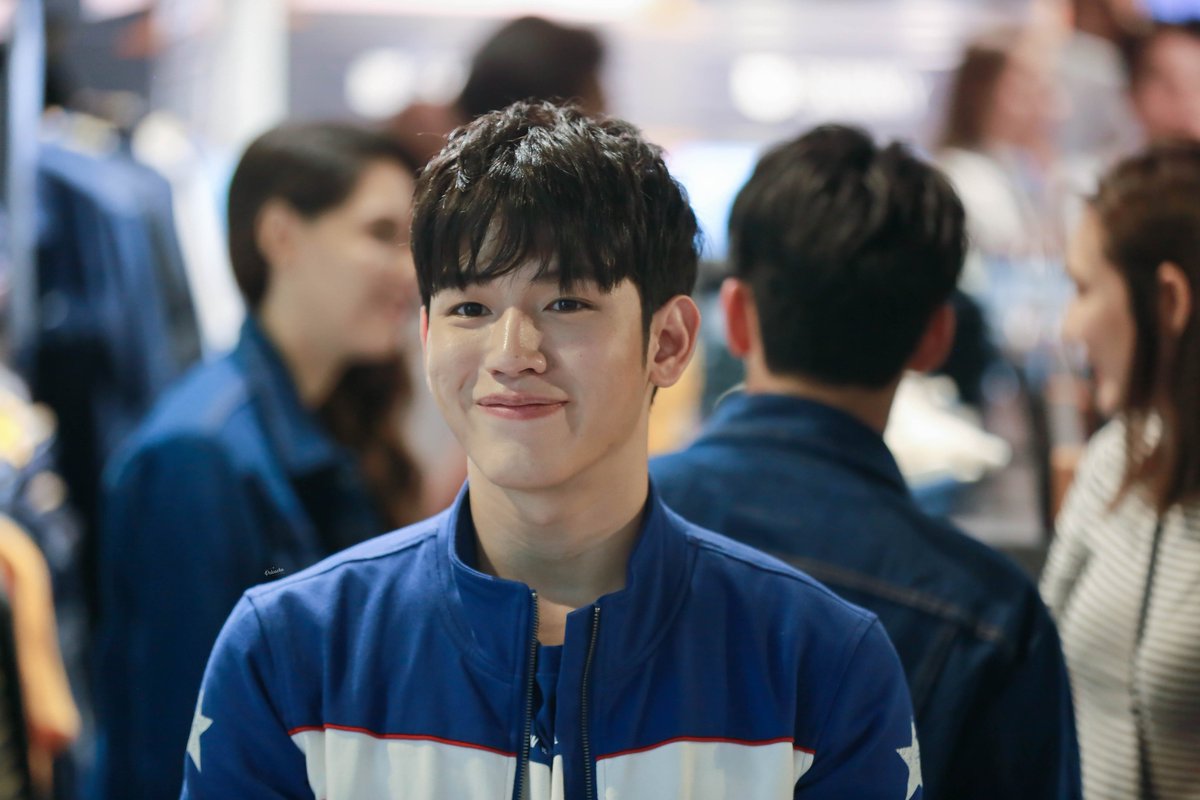 Polcachu's tweet photo. (๐๑/๑๑/๒๕๖๑) :: #WranglerCustomizeStore #WranglerThailand
🍡🍧🍨🍦🍰🎂🧁🥧🍮🍭🍬🍼
@New_Thitipoom
#Newwiee #ฮันนี่ #เตนิว #โพก้า #polcachu https://t.co/eQBHfFGLxA