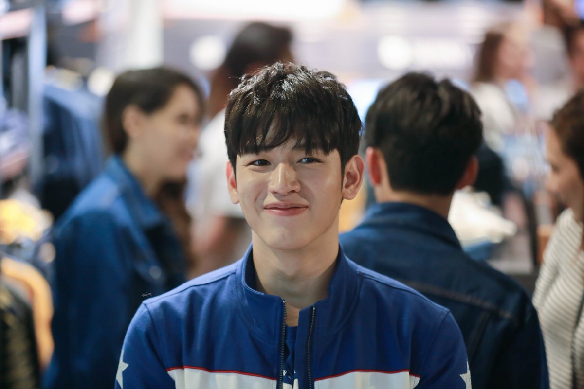 Polcachu's tweet photo. (๐๑/๑๑/๒๕๖๑) :: #WranglerCustomizeStore #WranglerThailand
🍡🍧🍨🍦🍰🎂🧁🥧🍮🍭🍬🍼
@New_Thitipoom
#Newwiee #ฮันนี่ #เตนิว #โพก้า #polcachu https://t.co/eQBHfFGLxA