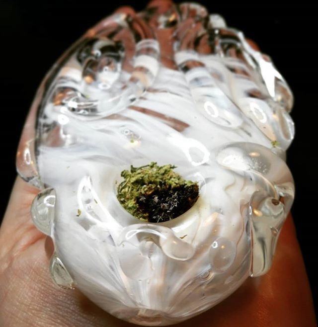 IAmStella420's tweet image. #nobodyglass #trashbynobody #helpmesleep ift.tt/2qpQeL2