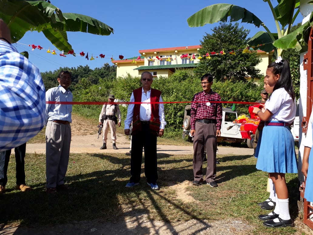 DcWestKA's tweet photo. West Karbi Anglong Deputy Commissioner Sri Devajyoti Hazarika made a visit at Hamren Govt.Higher Secondary school of 2nd Phase Gunotsav celebration today. https://t.co/YmplURUBkU