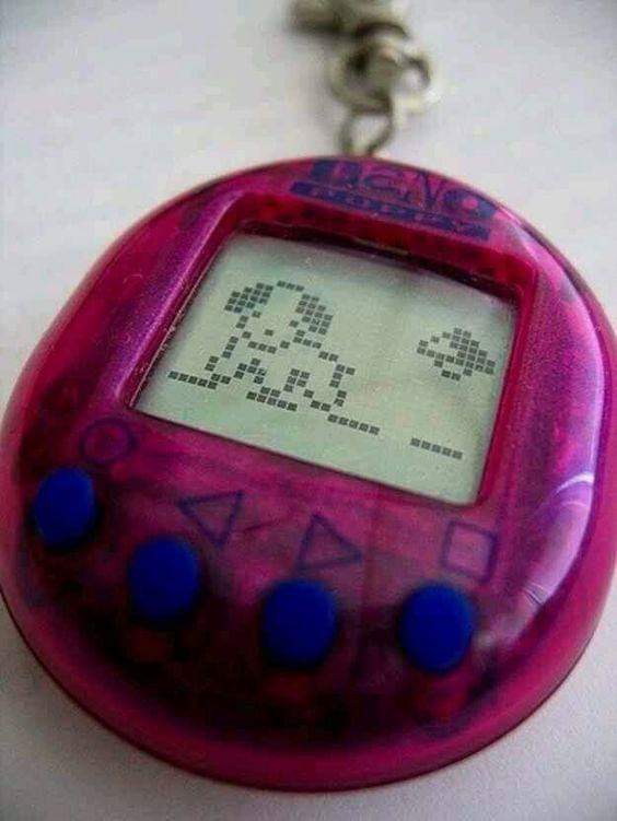 Remember Tamagotchis?
Did you have one?

According to Paste Magazine, they're bringing these digital pets back!
pastemagazine.com/articles/2018/…

#FlashBackFriday
