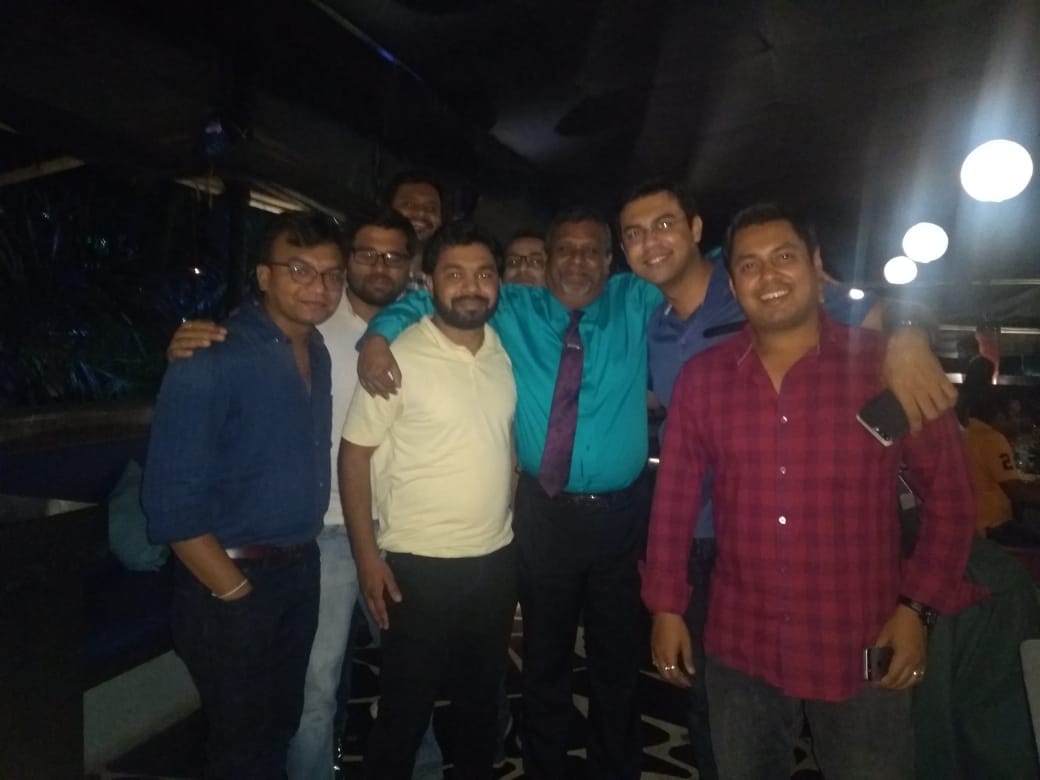 GreatLakes_MBA's tweet image. Great Lakes Alumni Association’s Pune Chapter gathered for a gala alumni evening with Dr. Vaidy Jayaraman, Associate Dean, on October 27, 2018 to reminiscence their good old Great Lakes days. 
Cheers to the Alumni for making the evening count!
#gliq #GLalumni