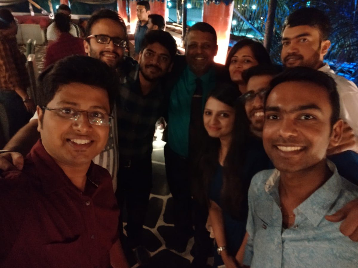 GreatLakes_MBA's tweet image. Great Lakes Alumni Association’s Pune Chapter gathered for a gala alumni evening with Dr. Vaidy Jayaraman, Associate Dean, on October 27, 2018 to reminiscence their good old Great Lakes days. 
Cheers to the Alumni for making the evening count!
#gliq #GLalumni