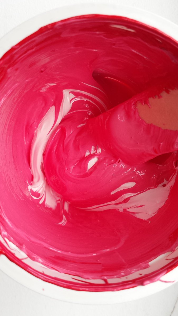 glowerclothing's tweet photo. Le chaleur de couleur - warming up with this tasty pot of hot pink. #printlife #rideinstyle #design #create #inspire #screenprint #nobaddays #forriders https://t.co/B6hDK2oe6r
