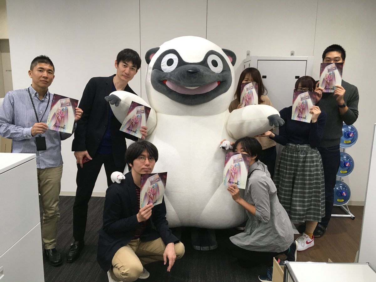 交響詩篇エウレカセブン ハイエボリューション 公式アカウント Sur Twitter ガリバー編集部訪問 今日は 日頃応援してくれている媒体さんに遊びに行きました Mantan Web編集部さんでは おなかを沢山触ってもらいました ニュータイプ編集部さんでは 僕の