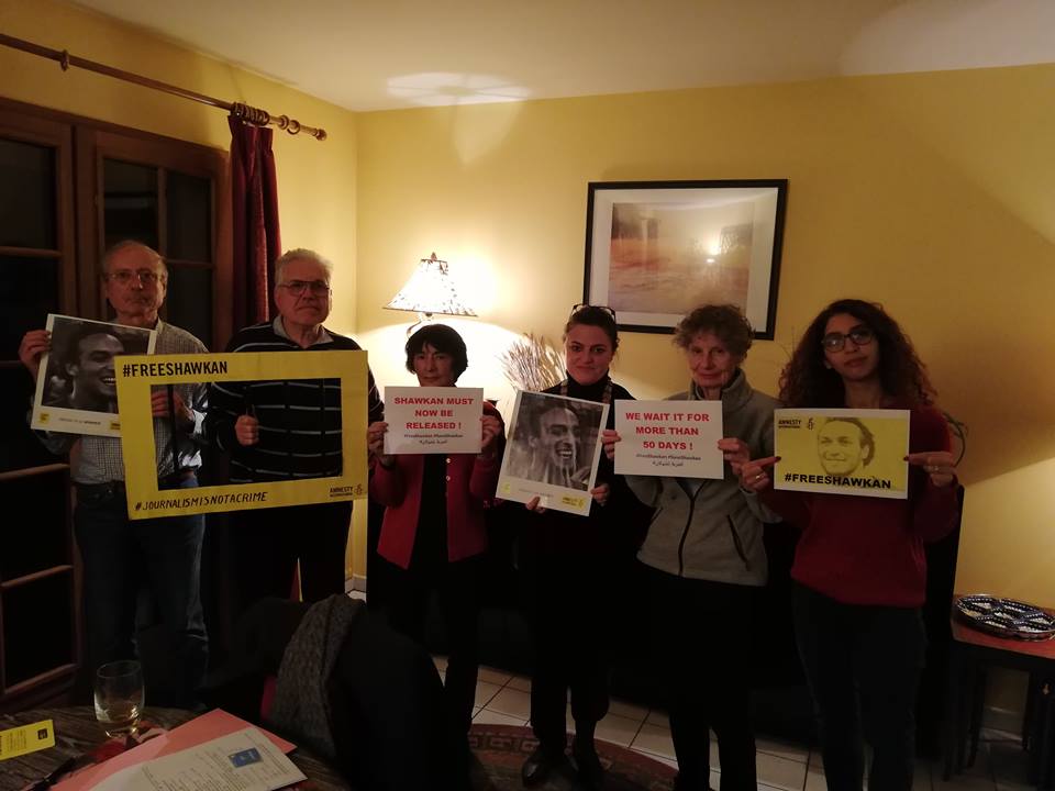 AmnestyAulnay's tweet photo. Plus de 50 jours après sa condamnation @ShawkanZeid est toujours en prison alors qu'il a largement purgé sa peine en détention préventive ! Il n'aurait de tout façon jamais du être emprisonné. #FreeShawkan #SaveShawkan #الحرية_لشوكان https://t.co/8mgRO58FyP