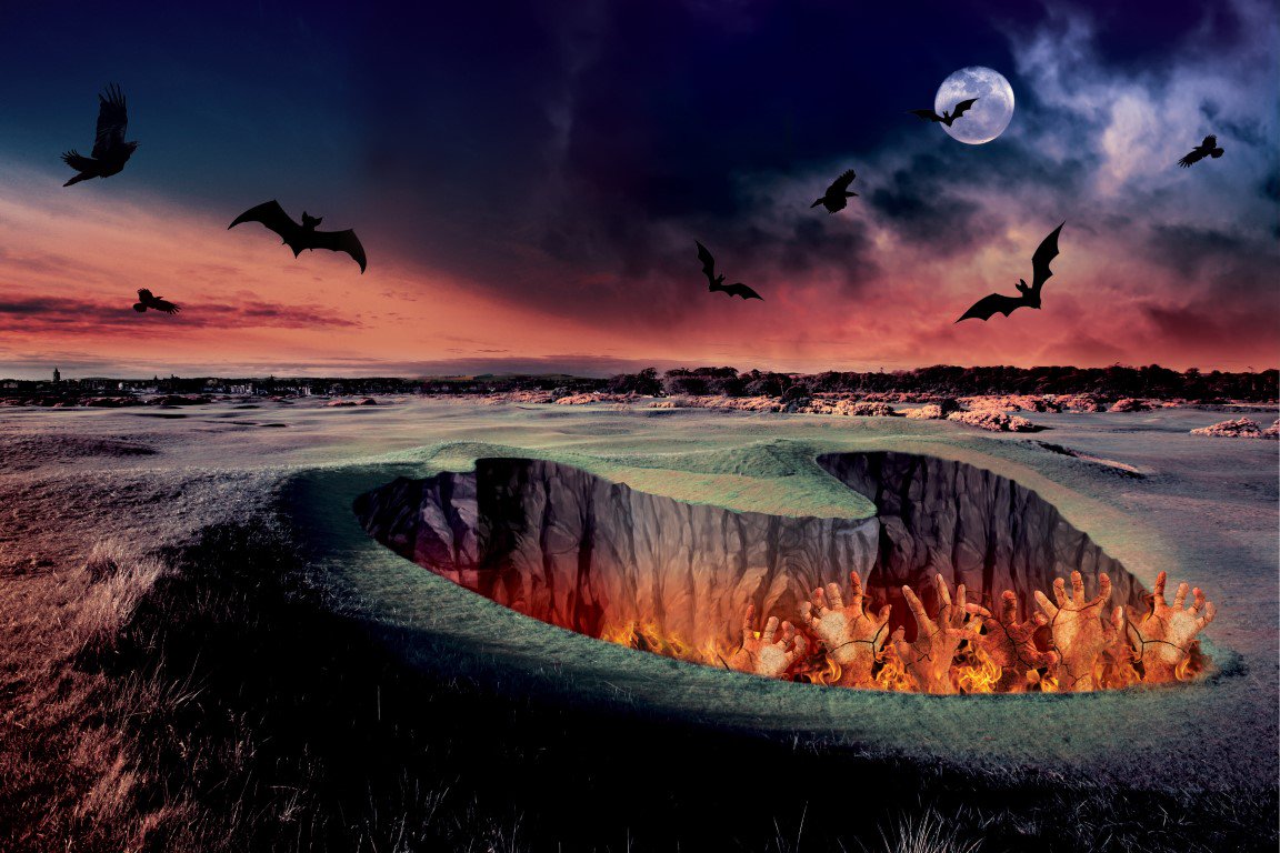 TheHomeofGolf's tweet photo. HELL Bunker has risen! 👿🔥👻 

#Halloween https://t.co/60WLW6fZco
