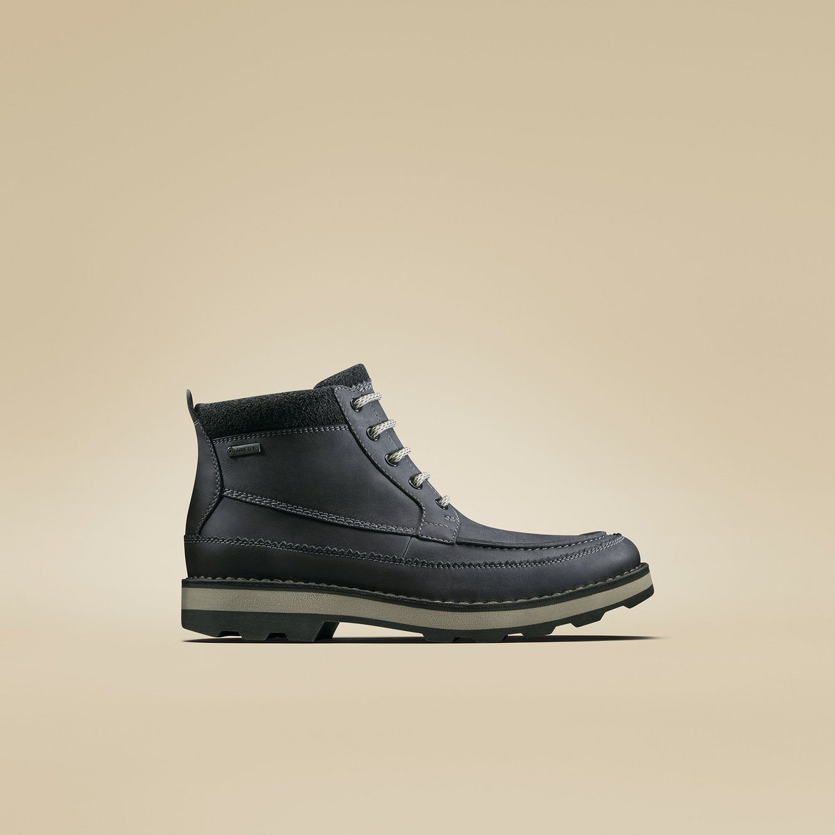 korik rise clarks