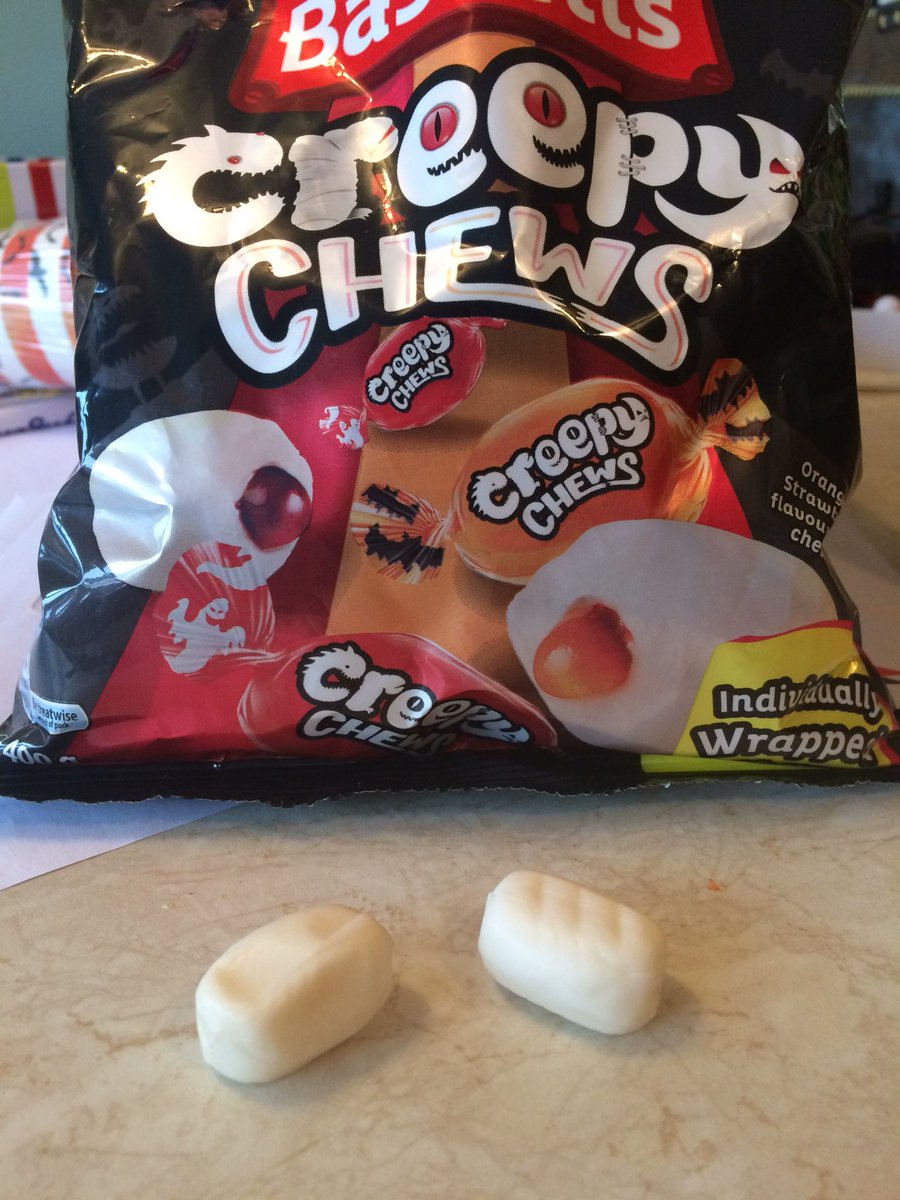 DDesignGallery's tweet photo. @MaynardsBassett  your picture bears no resemblance to the sweets inside. Where’s the coloured blood looking spots on your sweets? No good for cake decorations😩 https://t.co/a8jdEm00Lj