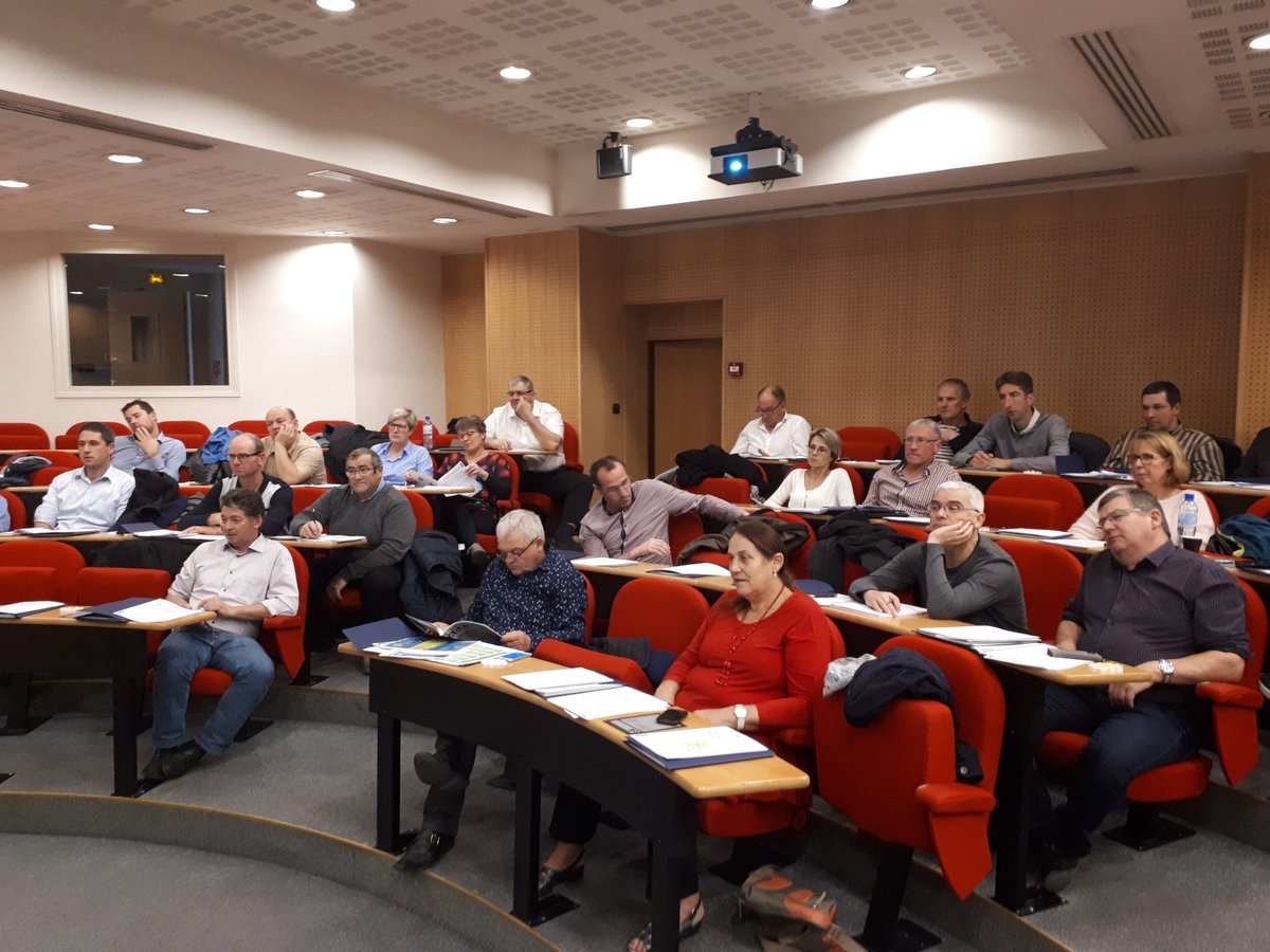<a href="/FDSEA50/">FDSEA Manche 50</a> en séminaire à la <a href="/FNSEA/">La FNSEA</a> Pour travailler sur la fiscalité la PAC l'environnement @ChLambert_FNSEA